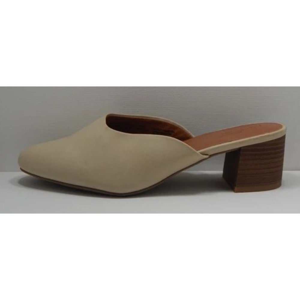 Universal Thread Women's Avianna Mules